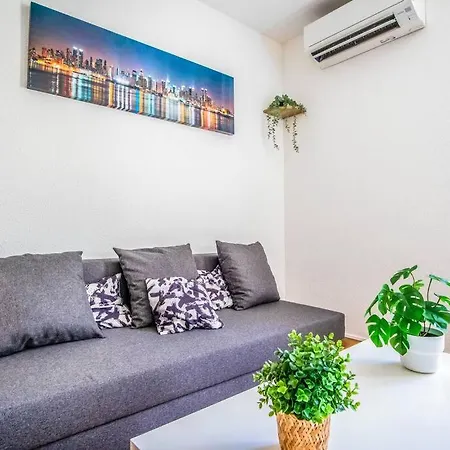 21 Centre Historique - Gare- Place De La Comédie Apartamento