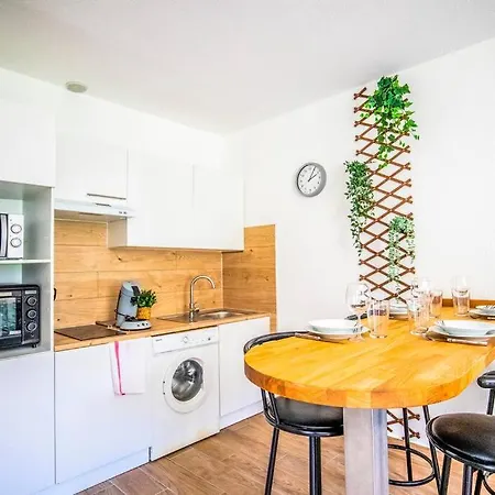 21 Centre Historique - Gare- Place De La Comedie Apartment *